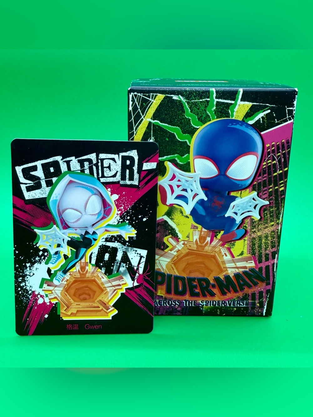 Spider-Man Gwen Action Figure Playset - Blue & White
